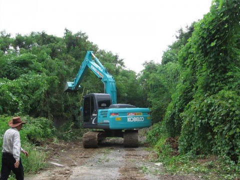 รับเหมาถมที่